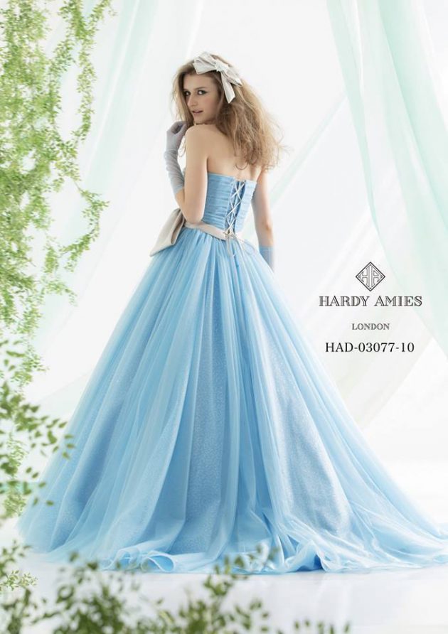 ハーディエイミスのカラードレス