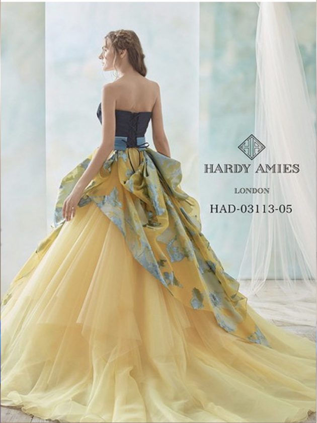 ハーディーエイミスのカラードレス