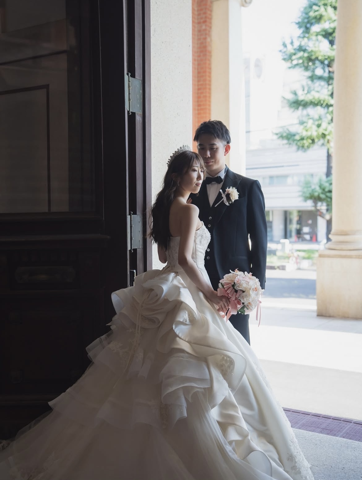 レンタルウエディングドレスとレンタルタキシード