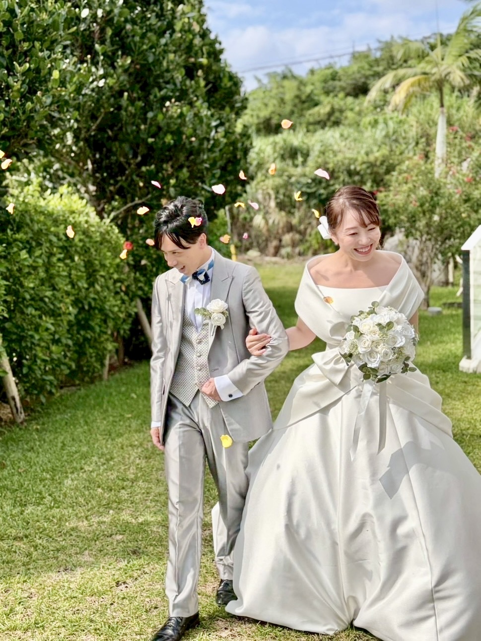 レンタルウエディングドレスとレンタルタキシード